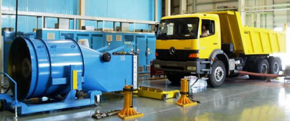 影響鋼化玻璃平整度的因素及應對措施 影響鋼化玻璃平整度的因素及應對措施