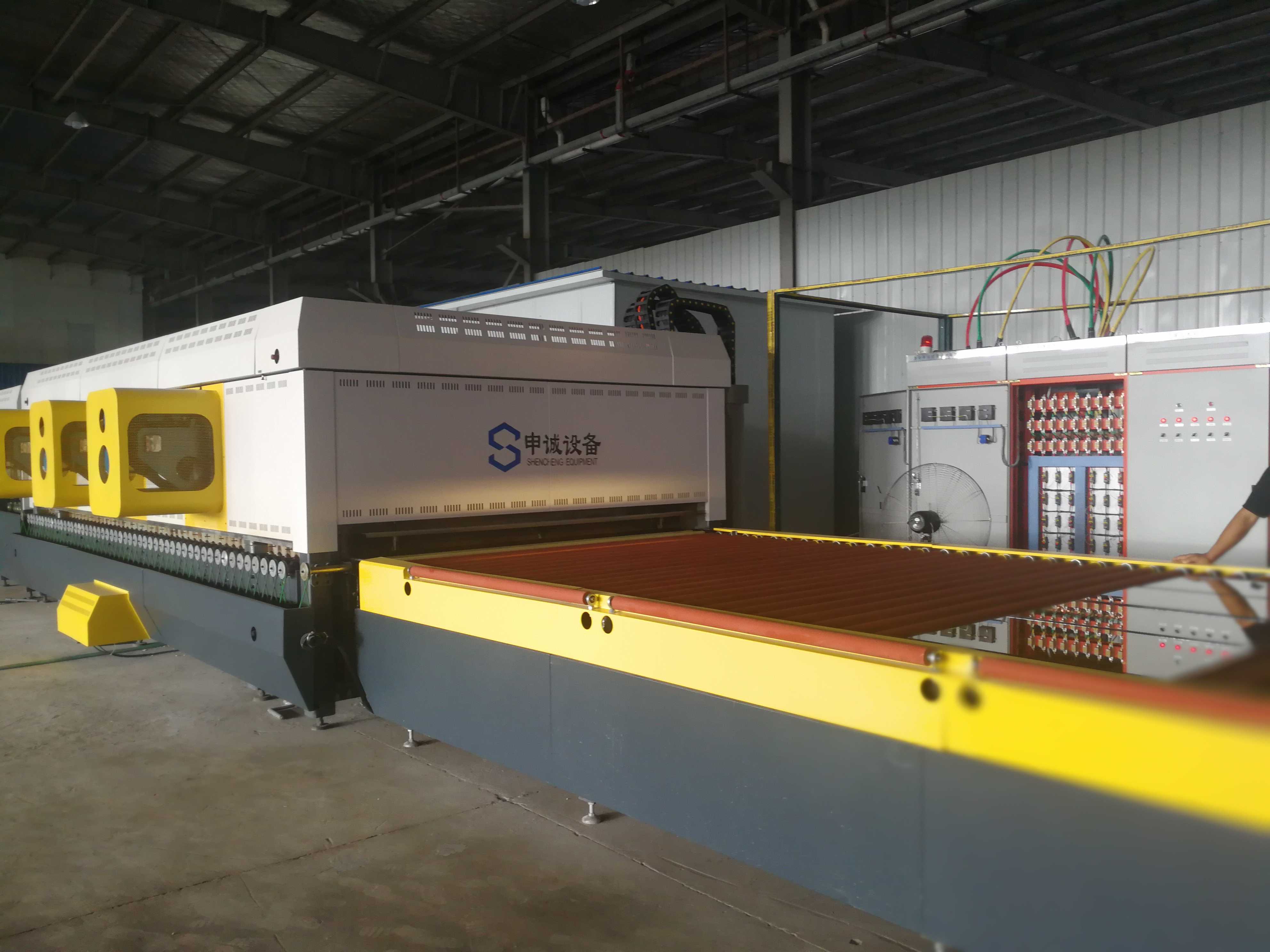 怎樣辨別鋼化玻璃和普通玻璃？